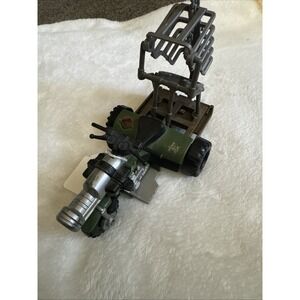 1997 Hasbro Jurassic World Three Wheeler With Cage Near Perfect Condition